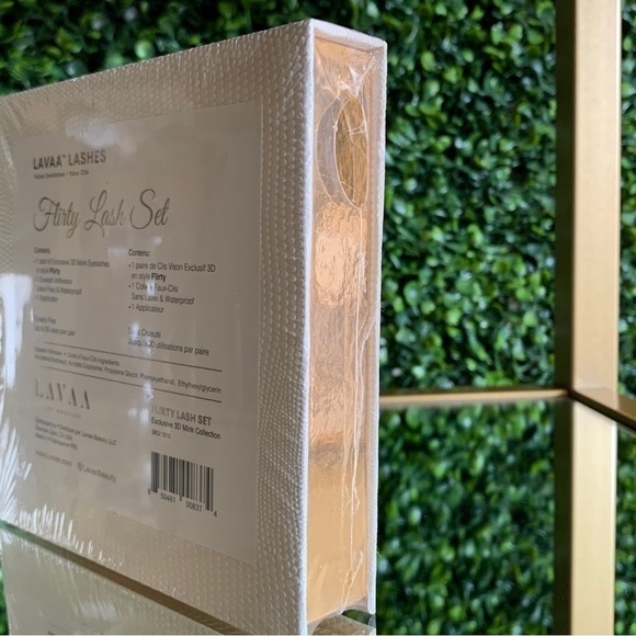 LAVAA Beauty 3D Mink Lashes Kit FLIRTY w/ Adhesive & Gold Applicator Tool | NEW - Picture 9 of 11